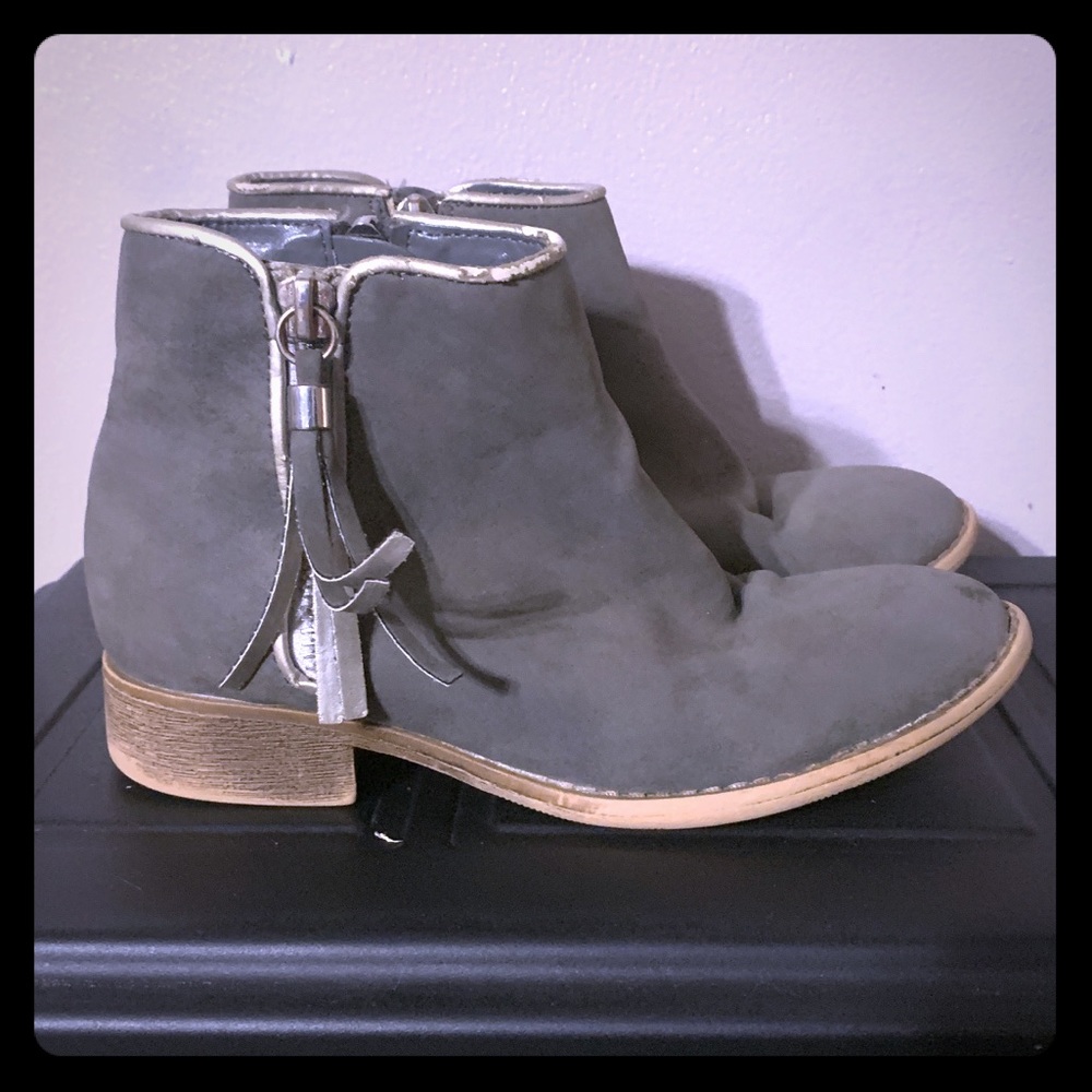 Nina Kids Puffie ankle boots Sz1